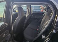 VOLKSWAGEN UP 1.0