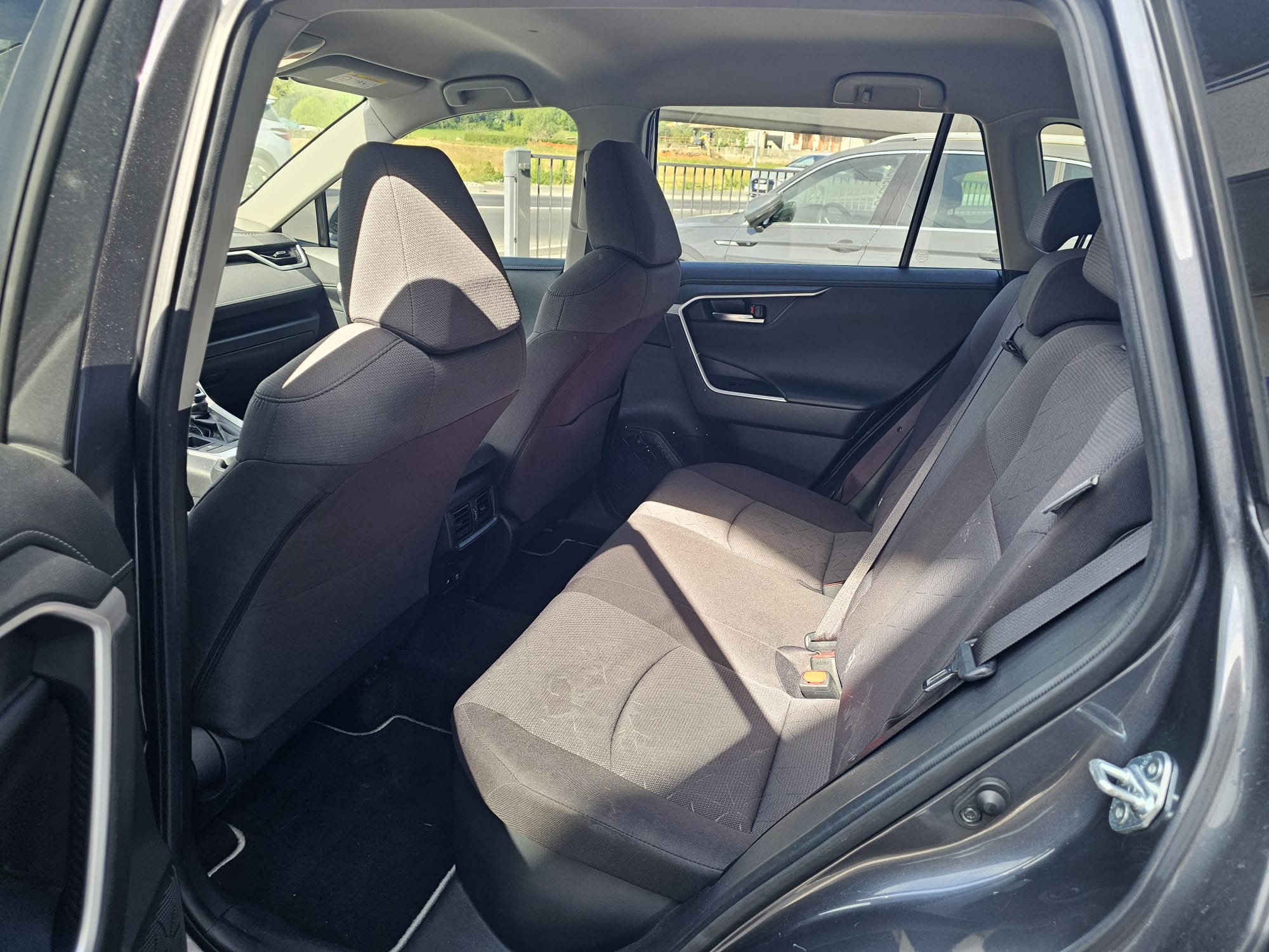 TOYOTA RAV 4