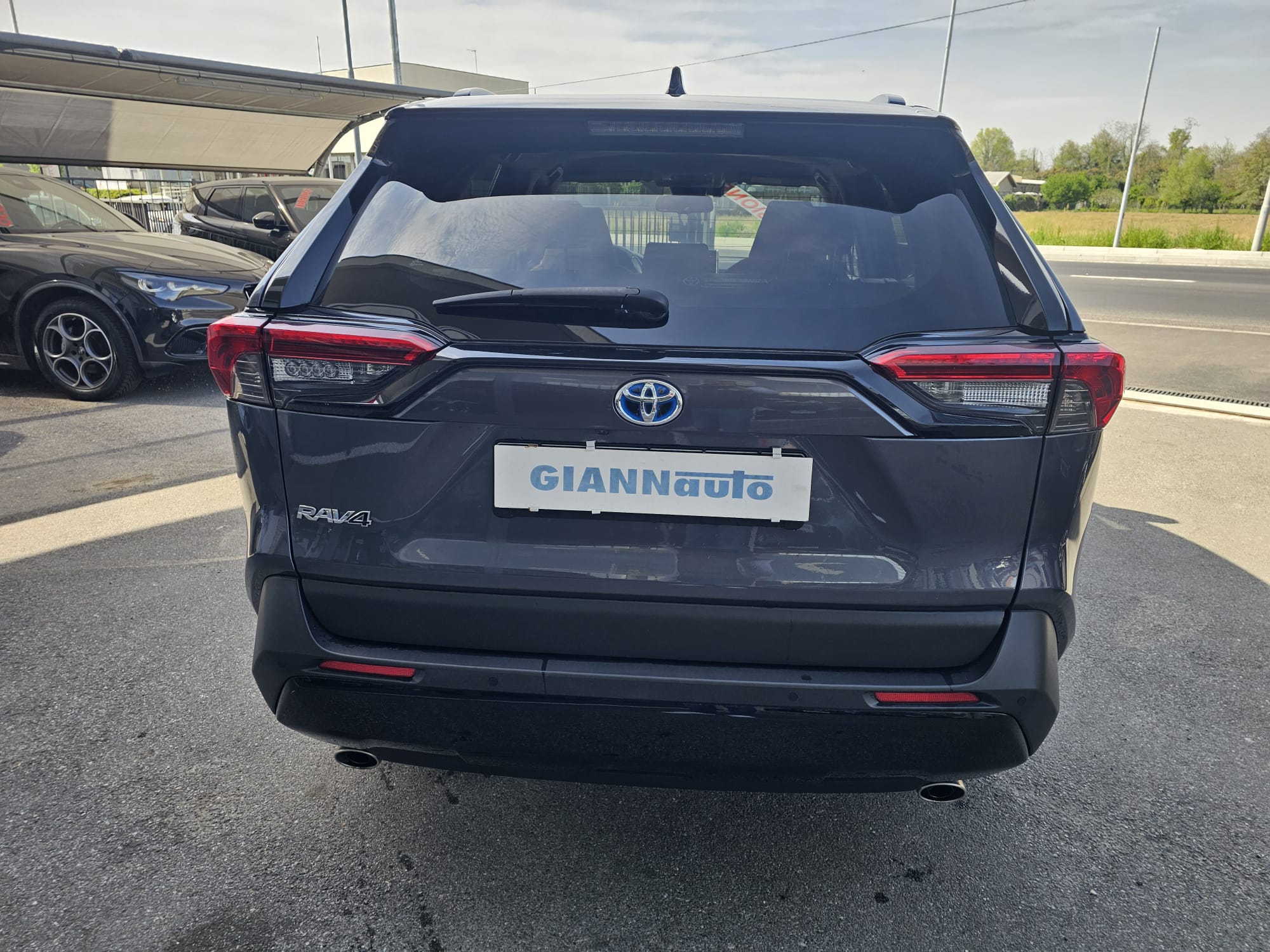 TOYOTA RAV 4