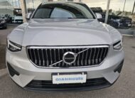 VOLVO XC40 T4