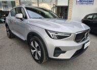 VOLVO XC40 T4