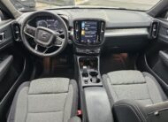 VOLVO XC40 T4