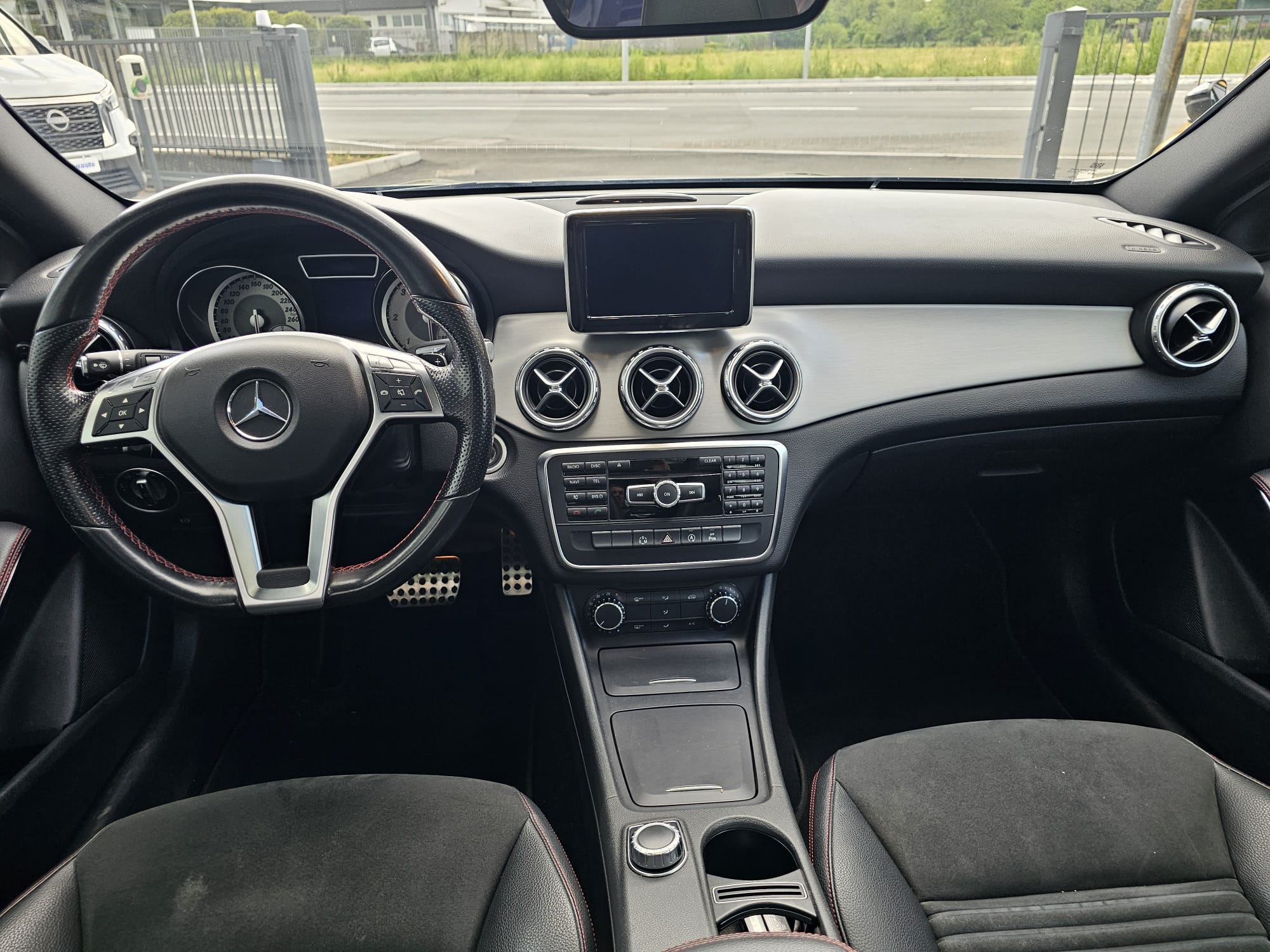 MERCEDES GLA 200D