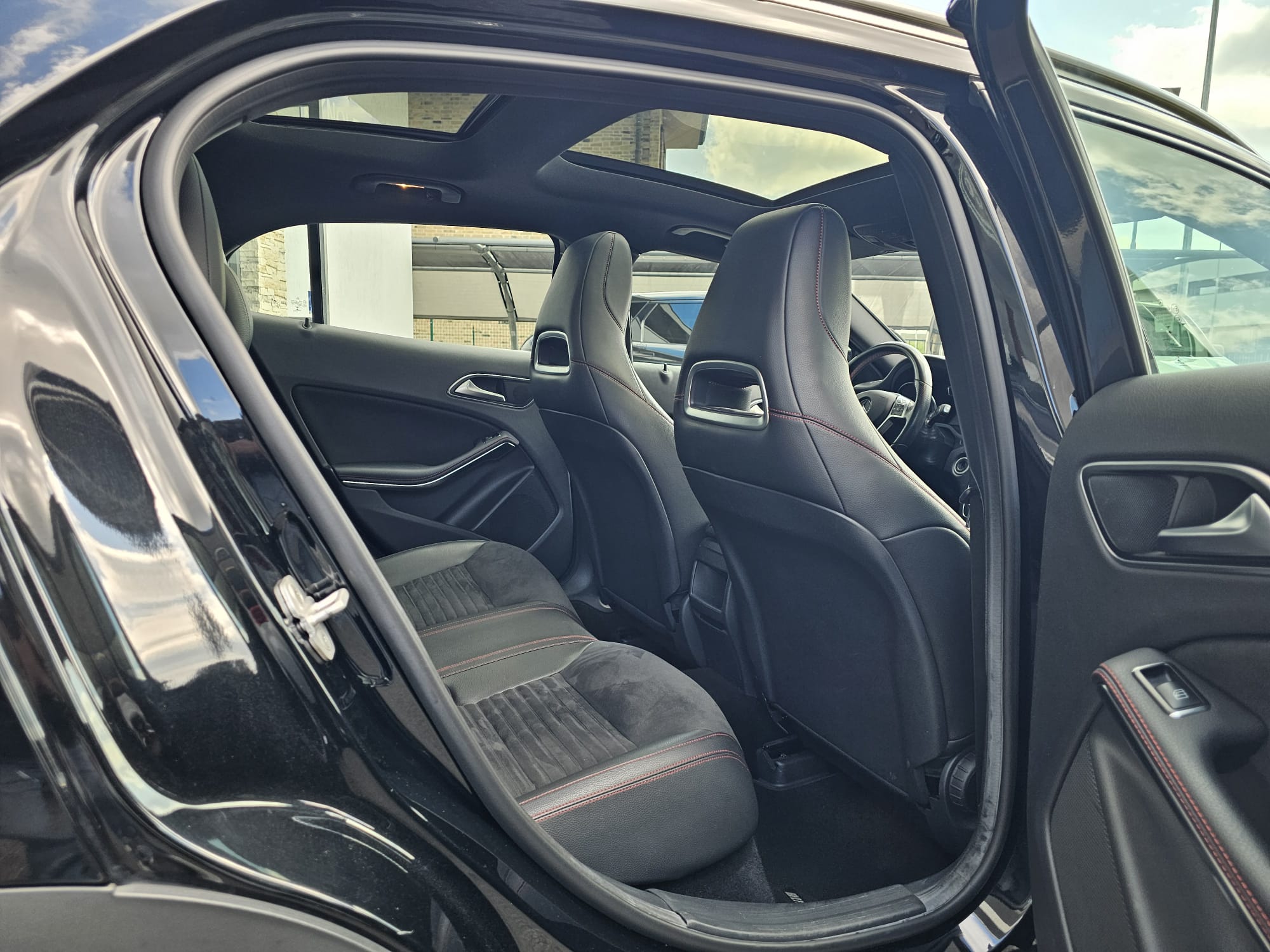 MERCEDES GLA 200D