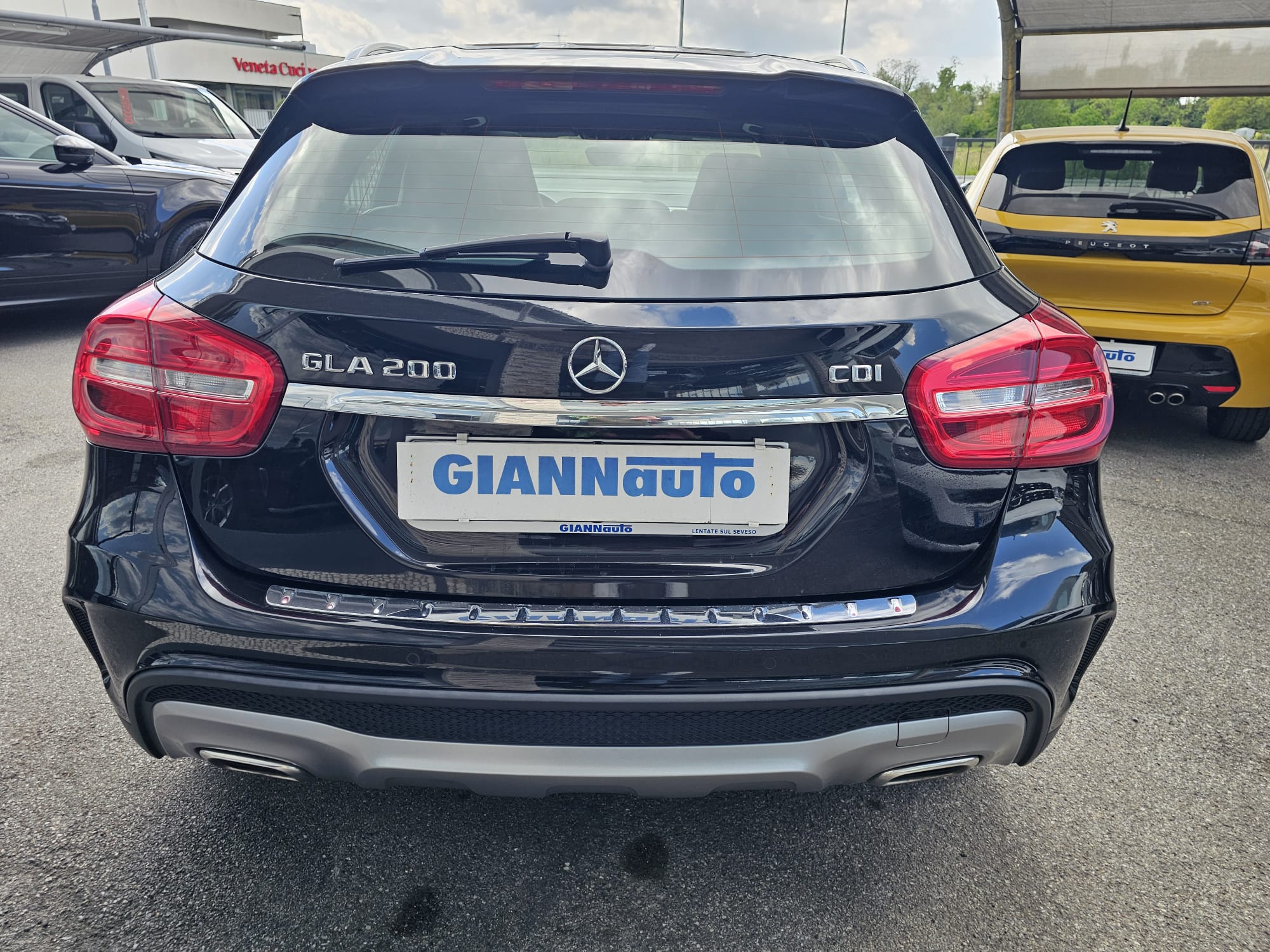 MERCEDES GLA 200D