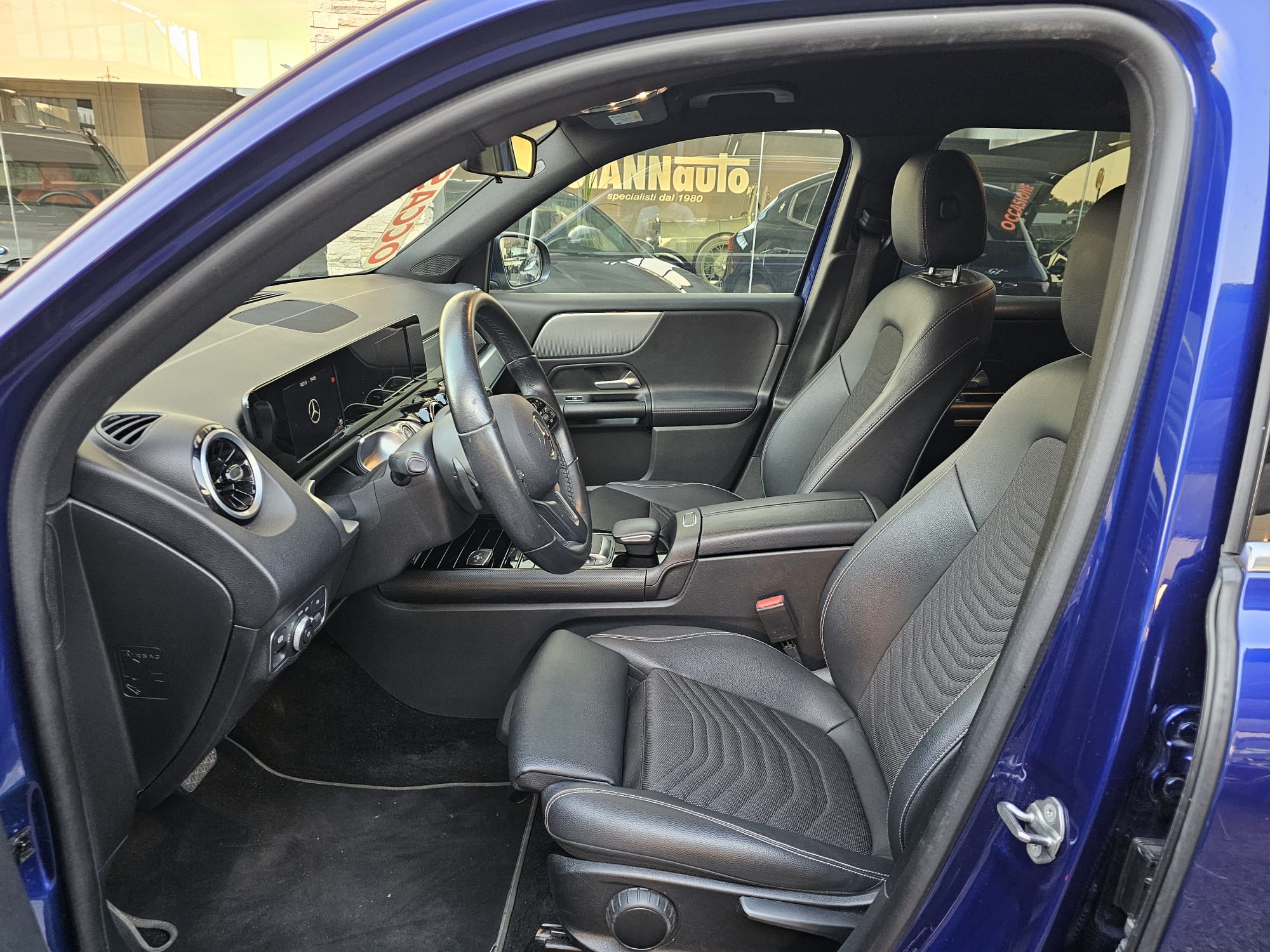 MERCEDES GLB 220D