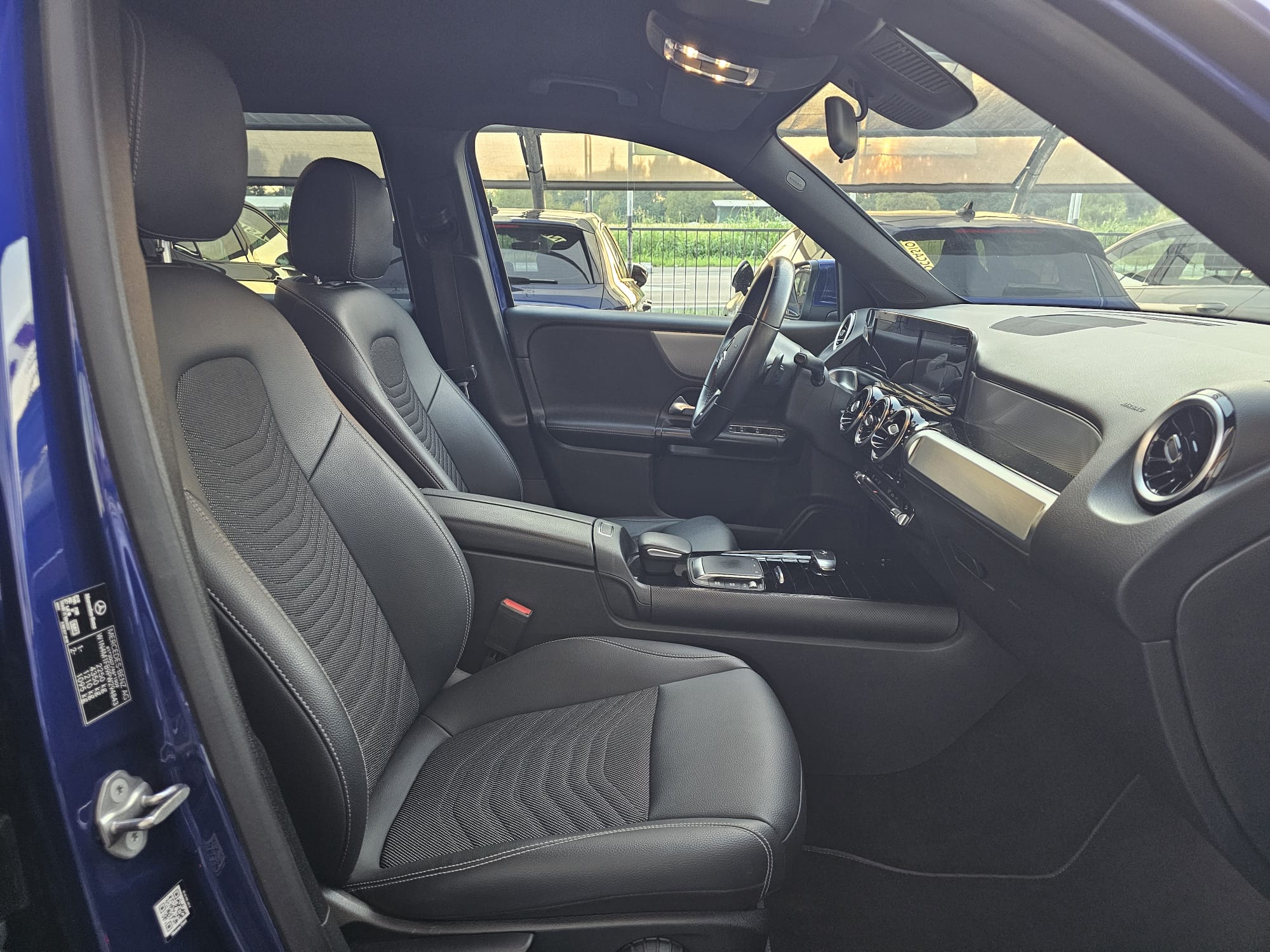 MERCEDES GLB 220D